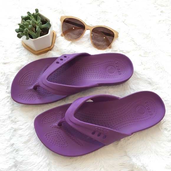 purple crocs flip flops